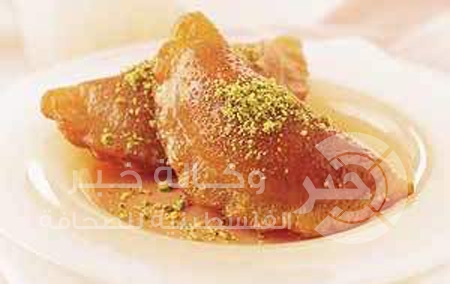 بالفيديو - قطايف " أكلة رمضان الشهيرة"