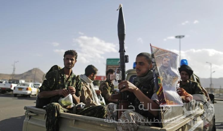 الحوثيون يختطفون وزيراً في "حكومة بحاح"