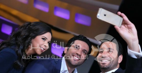 إيمي سمير غانم تنفي خبر ارتباطها بحسن الرداد وترد