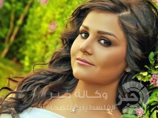 وعد البحري تتهم دنيا بطمة بالسرقة