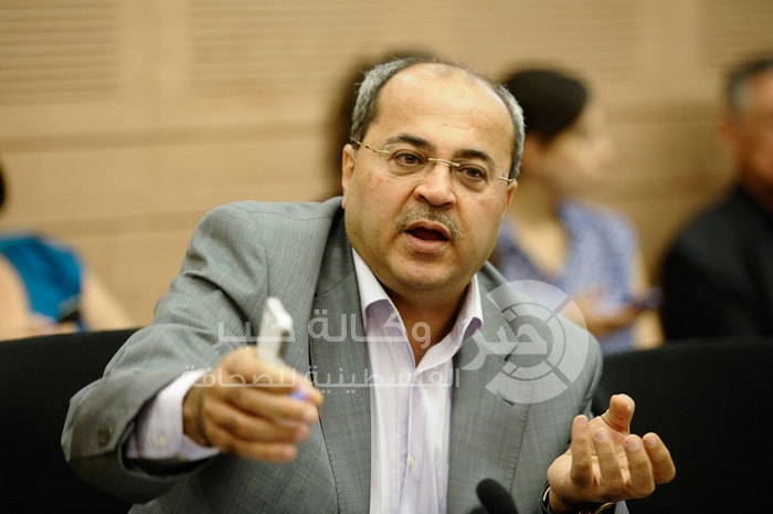 الطيبي: المستوطنات غير شرعية وجريمة حرب