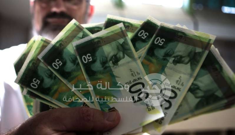 مسؤول فلسطيني يتوقع قيام إسرائيل بتحويل جزء من الأموال المجمدة خلال أيام