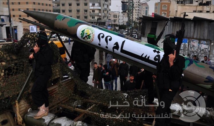 موقع اسرائيلي:حماس صنعت صواريخ بعيدة المدى من الفيبر جلاس