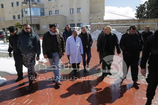 د.غنام ومجلس الطوارئ يشرفون على سير خطة الطوارئ من الميدان