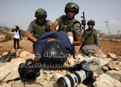 "الإعلام" أكثر من 40 انتهاك خلال شهر أبريل المنصرم