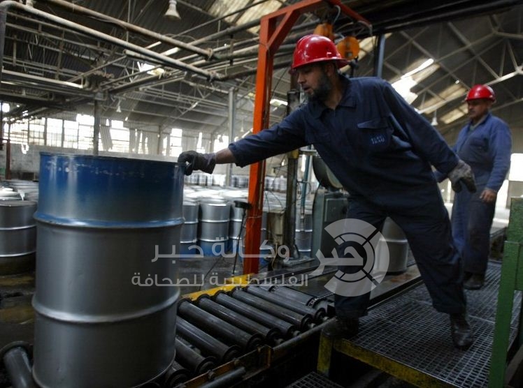 "ايران" تخزن 30 مليون برميل نفط على متون سفن عملاقة