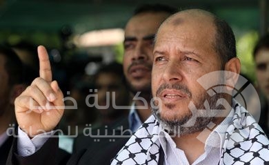 الحية : آن الأوان للرئيس عباس أن يحزم أمتعته ويرحل