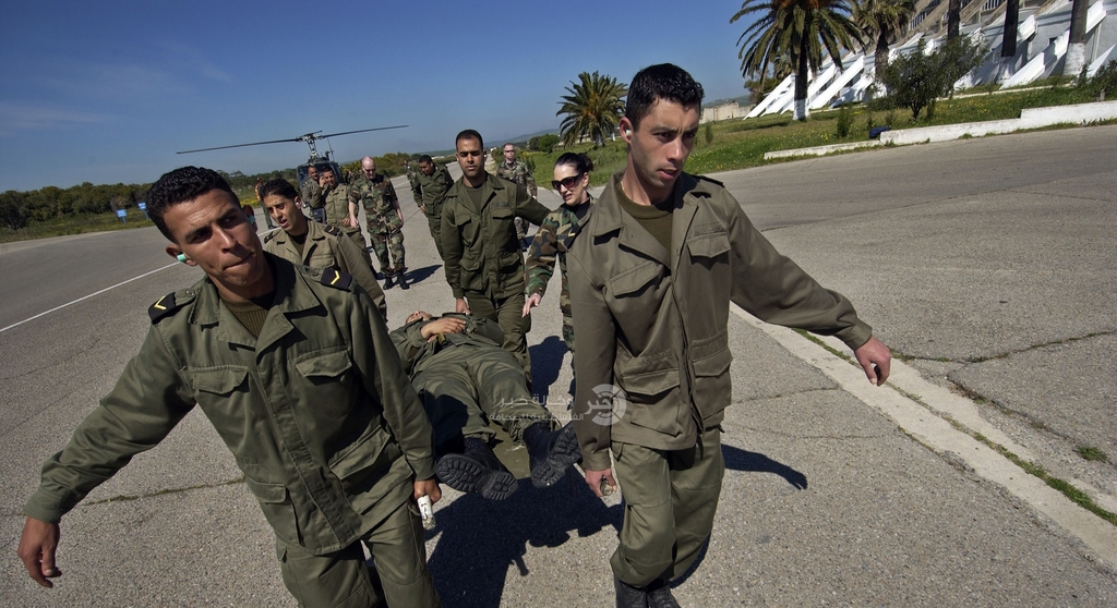 تونس .. مقتل اربعة عسكريين في هجوم مسلح