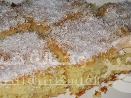 طريقة عمل كيكة جوز الهند اللذيذة