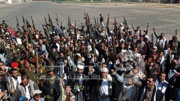 الحوثيون يلجؤون لتويتر وفيسبوك لجمع الأموال