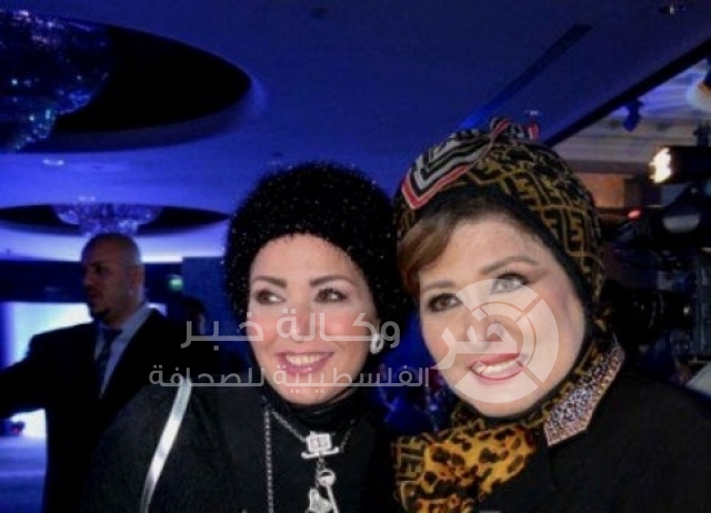 بالفيديو- رد الفنانات على القبلة التي آثارت ضجة كبيرة حول سهير رمزي وصابرين