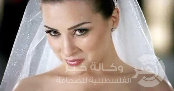 هل تزوجت مي عز الدين من رجل أعمال