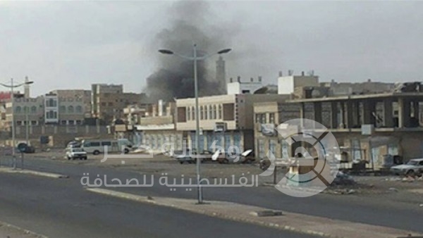 بالصور : إخلاء معسكرات بحضرموت .. وقصف على عدن