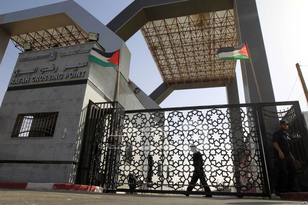 دعم معبر رفح بقوات تأمين إضافية بعد تحريات تتوقع استهدافه من انصار بيت المقدس