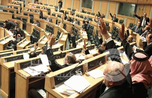 البرلمان الأردني يؤيد "عاصفة الحزم" ويرفض التدخل الإيراني في الخليج العربي