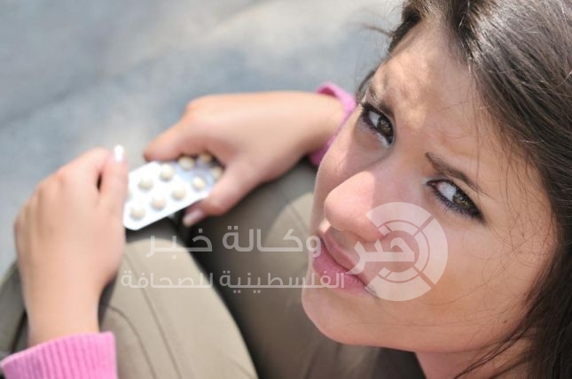 آثار تناول حبوب منع الحمل للتخفيف من آلام الدورة الشهرية؟