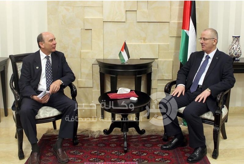 "الحمد الله" يطلع منسق الأمم المتحدة على تطورات المصالحة وسير الإعمار