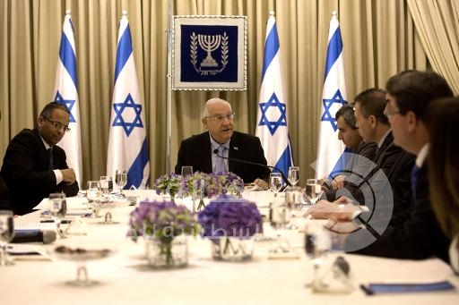 بدء مفاوضات رسمية لتشكيل حكومة إئتلاف اسرائيلية