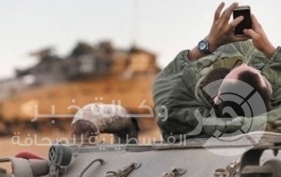 "الواتس آب".. جاسوس يخترق جنود الاحتلال