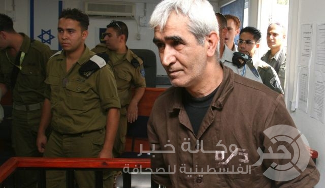 سعدات : دائرة الإضراب المفتوح عن الطعام  تتسع في السجون