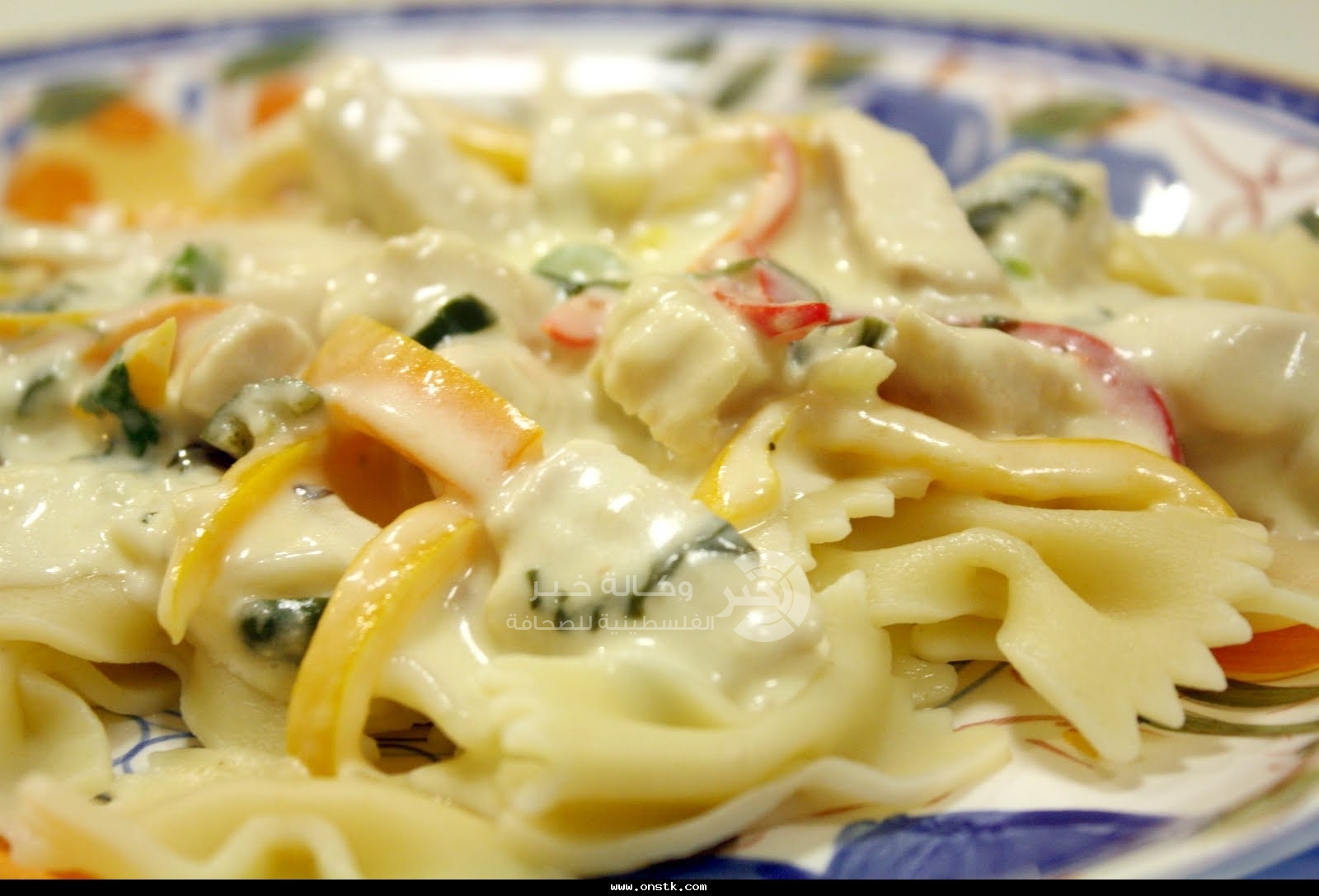 مكرونة بالبشاميل والمشروم