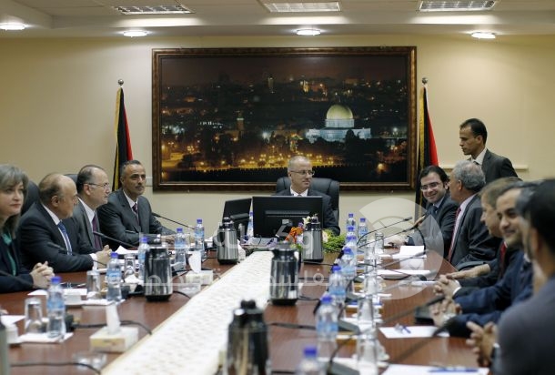 "حكومة الوفاق" تدرس رفع حصة المنتجات الوطنية