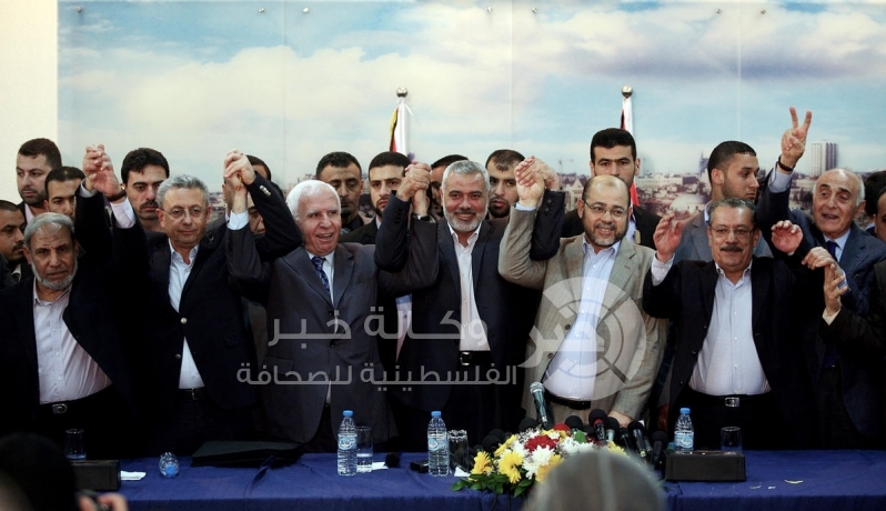 وفد المنظمة بانتظار قراراً من "عباس" لزيارة غزة