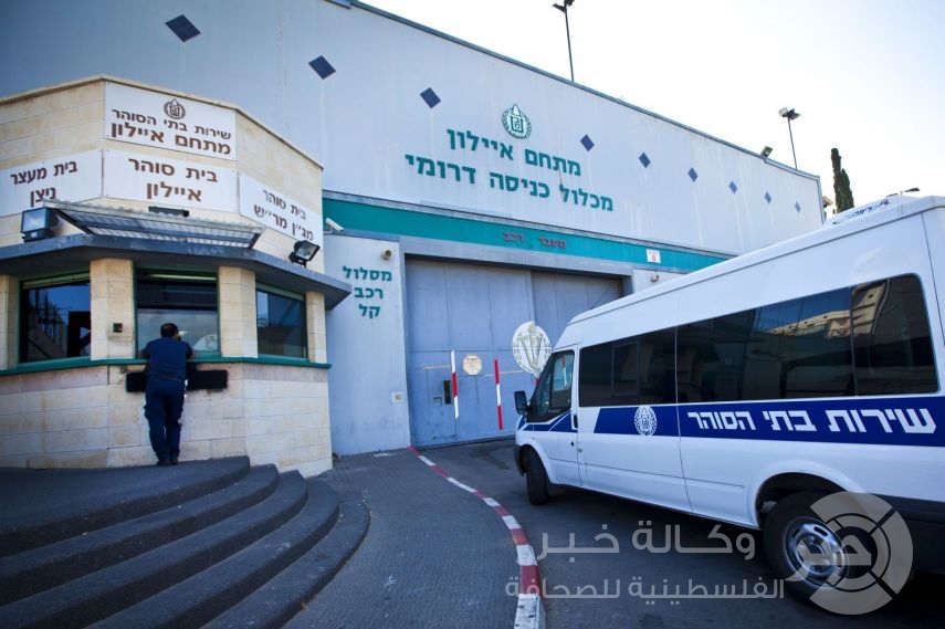 محاكم الاحتلال تمدد توقيف 12 مقدسيًا