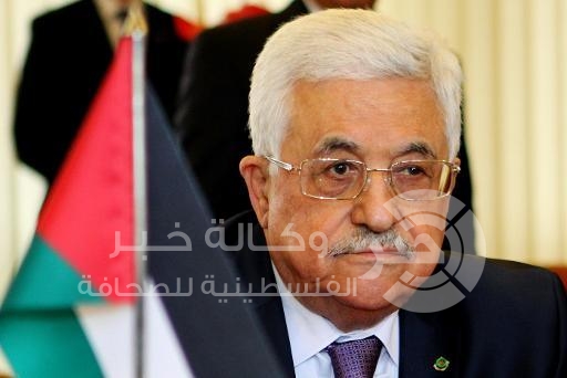 الرئيس عباس .. يجتمع مع قادة جهاز الدفاع المدني