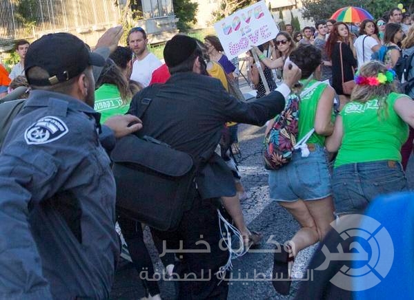 بالصور : طعن 6 مستوطنين مثليين على يد مستوطن في القدس