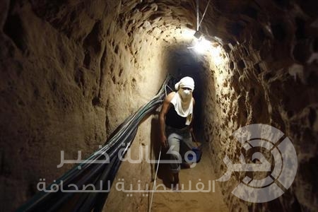 فقدان 3 مواطنين بانفجار داخل نفق في رفح