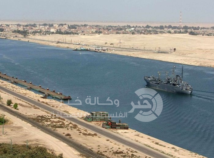 أربع قطع حربية مصرية تعبر للبحر الأحمر للمشاركة بـ"عاصفة الحزم"