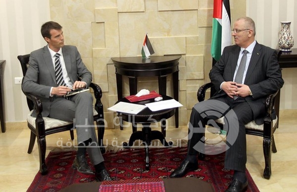 الحمد الله :ملتزمون بالعمل على تحقيق الوحدة الوطنية