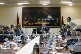 اجتماع لتنفيذية المنظمة اليوم يقرر مصير الحكومة