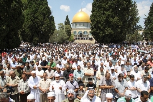 لأول مرة .. الاحتلال يفرض وقتاً محدداً لدخول المصلين إلى الأقصى