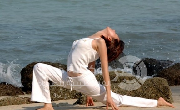 13 نصيحة غريبة للتخلص من الوزن الزائد! تناول الفيتامينات وإطفاء الأنوار والابتعاد عن التلفاز!