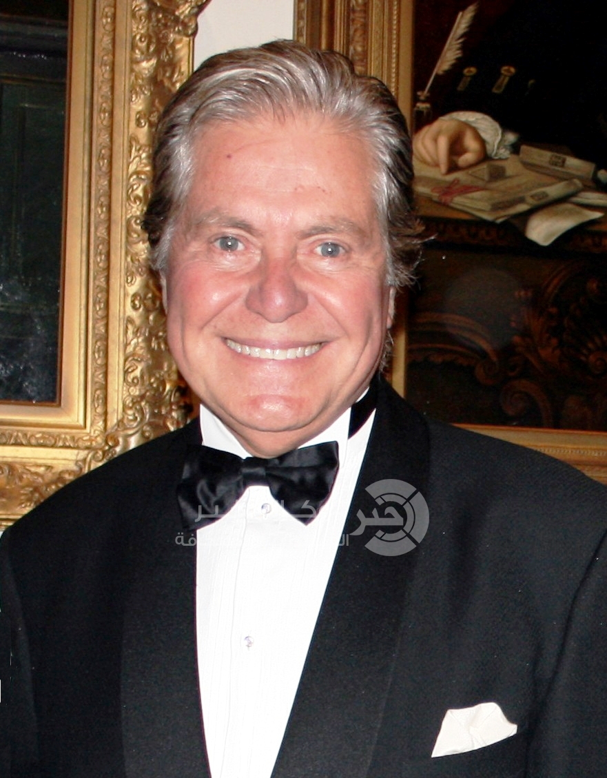 إحالة الفنان حسين فهمي للمحاكمة بتهمة سب محمود قابيل