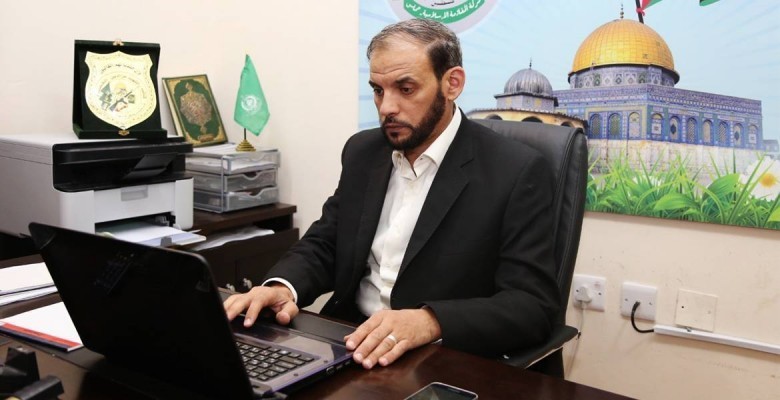 بدران يطالب بمساندة الأسرى المقطوعة رواتبهم