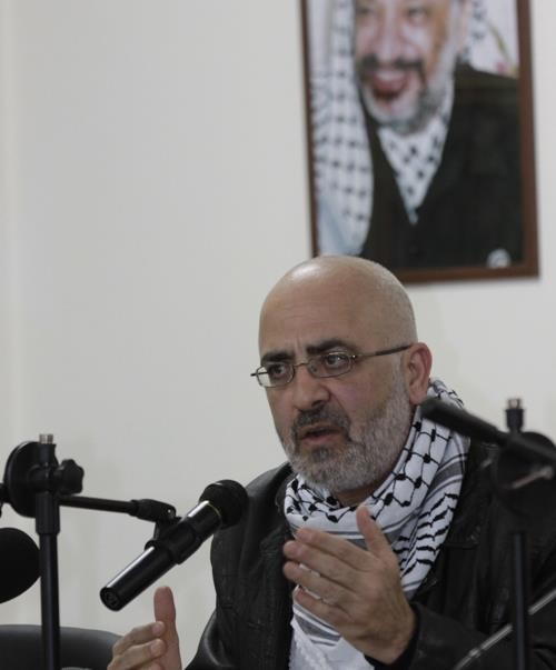 (أشبعتهم شتما وفازوا بالإبل) وخطاب أبومازن في ألمانيا!