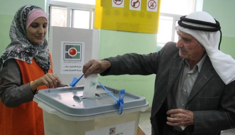 شهادات النجاح للفائزين في الانتخابات المحلية بعد 24 مايو