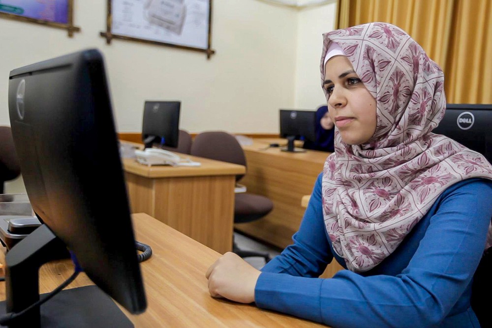 خريجو التمريض بالكلية الجامعية يتصدرون امتحانات التوظيف الإلكترونية