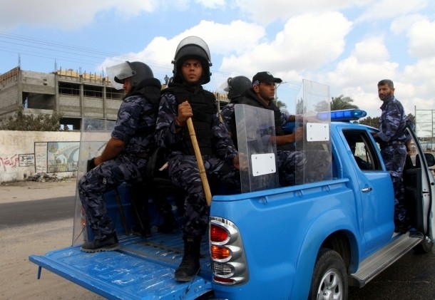 صورة: إصابة شاب جراء إطلاق النار صوبه من قبل مسلحين في رفح