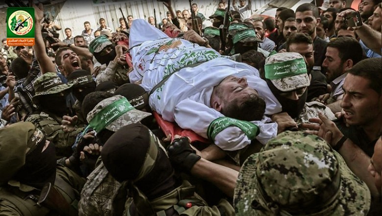 القسام يزف مجاهدًا من حي الزيتون توفي إثر نوبة قلبية