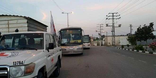 "24" من أهالي أسرى القطاع يزورون ذويهم في سجن "رامون"