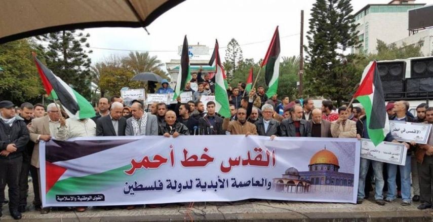 فصائل غزة تطالب بسحب اعتراف المنظمة بإسرائيل رداً على ترمب