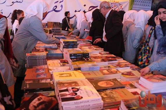 الإعلان عن انتهاء الاستعدادات لافتتاح المعرض الثاني للكتاب بعنوان "جنين تقرأ"