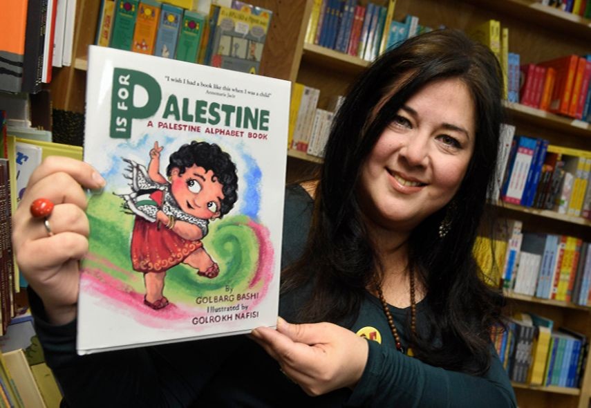 بالصور: كتاب "فـ يعني فلسطين" للأطفال يثير غضب اليهود بنيويورك