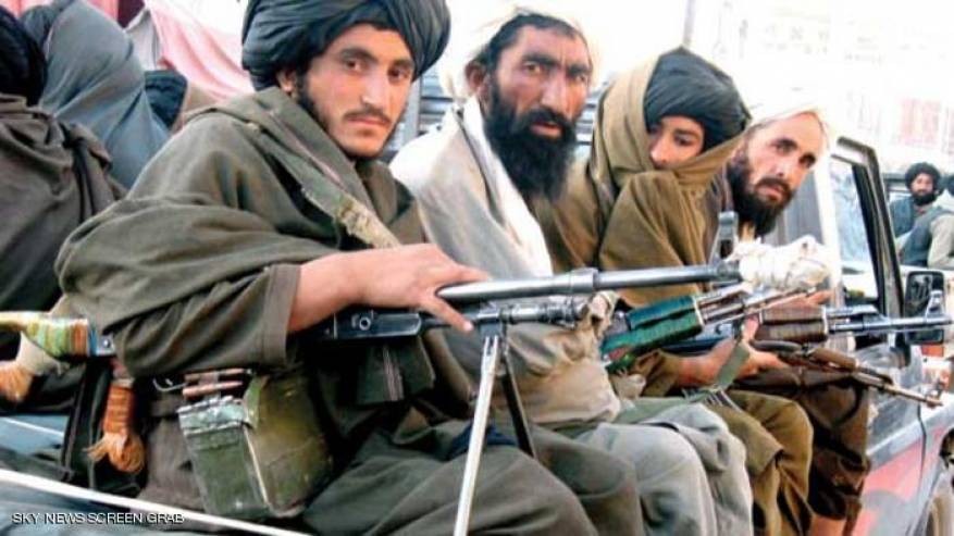 مقتل 12 شخص في اشتباكات بين داعش وطالبان في أفغانستان