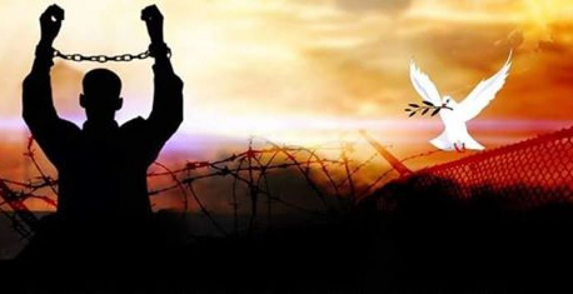 الإفراج عن رئيس لجنة أهالي الأسرى المقدسيين بكفالة مالية