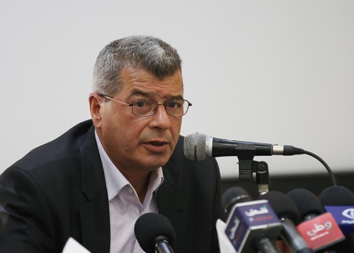 قراقع: الأسرى الإداريون سيشرعون بإضراب عن الطعام إبريل القادم